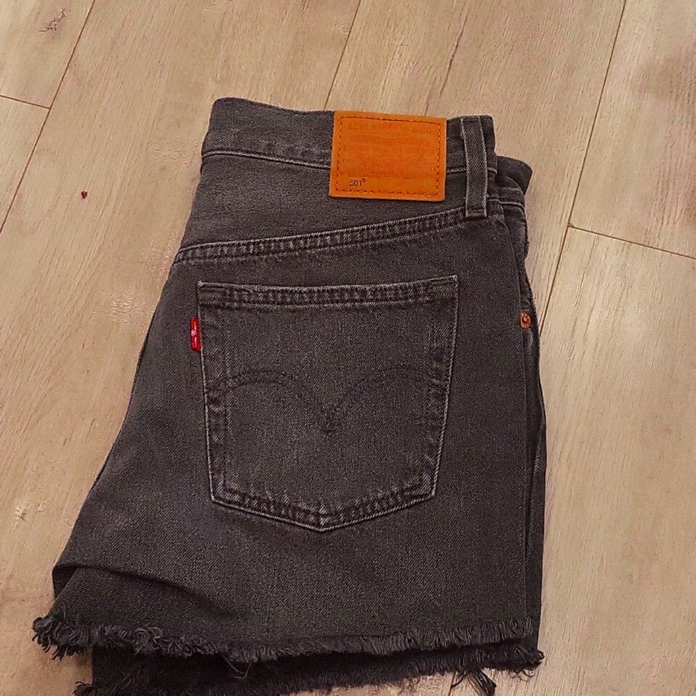 LEVIS Denim shorts